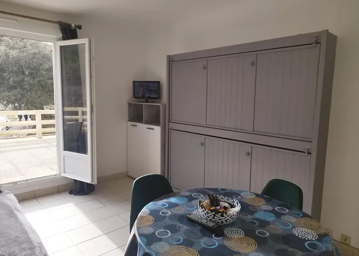 La Terrasse Apartment *