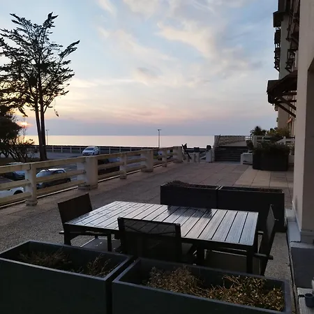 La Terrasse Apartment